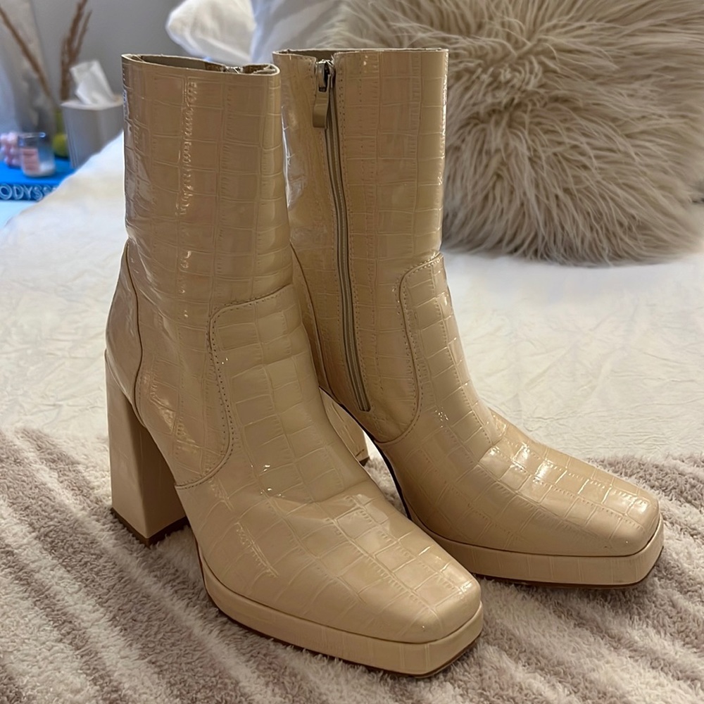 Princess Polly Boots